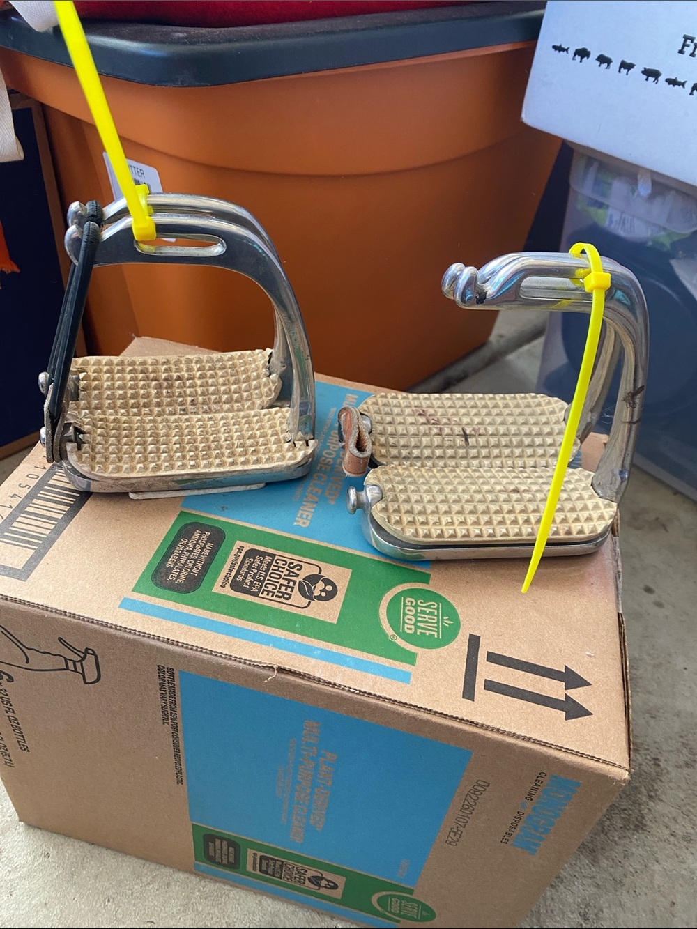 Bundle of Peacock Irons